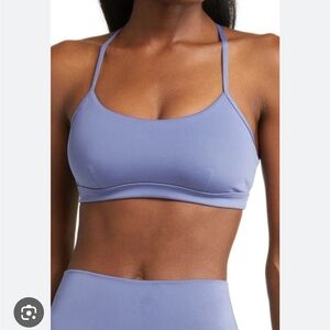 ALO YOGA AIRLIFT SPORTS BRA
